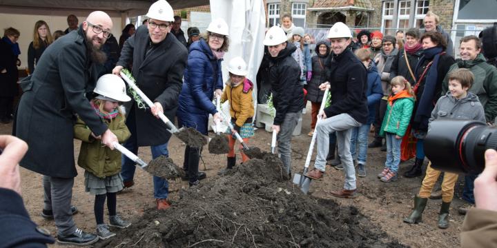 Eerste spadesteek voor cohousingproject Stoer Huus te Brugge